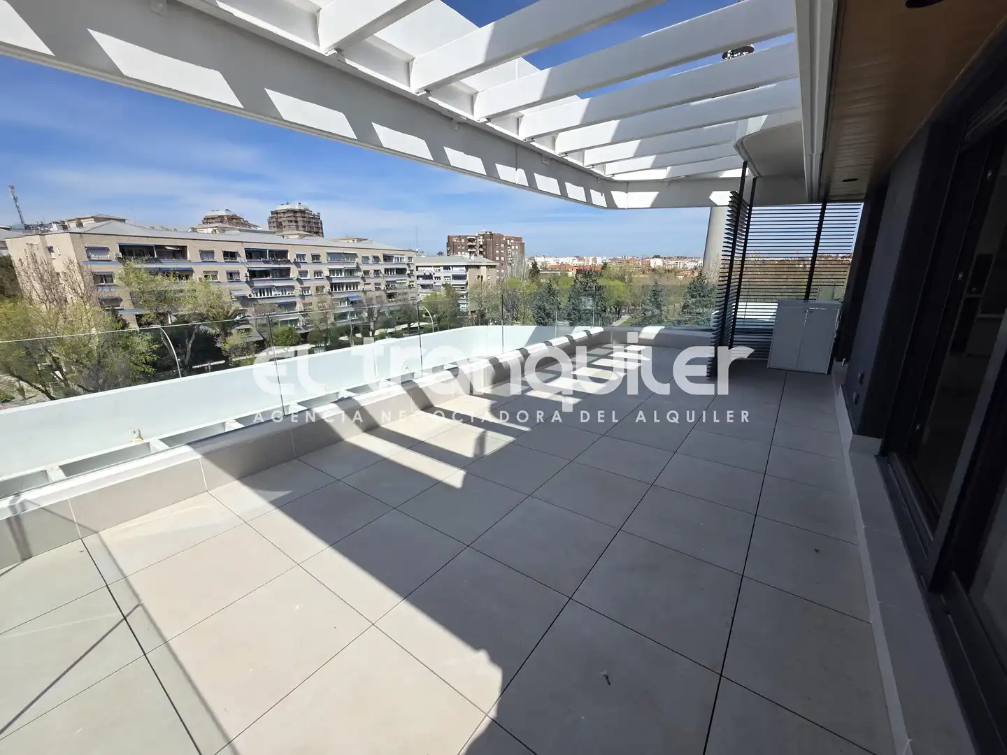 Terrace of Flat for rent in Madrid  with Air Conditioner, Terrace and Storage room