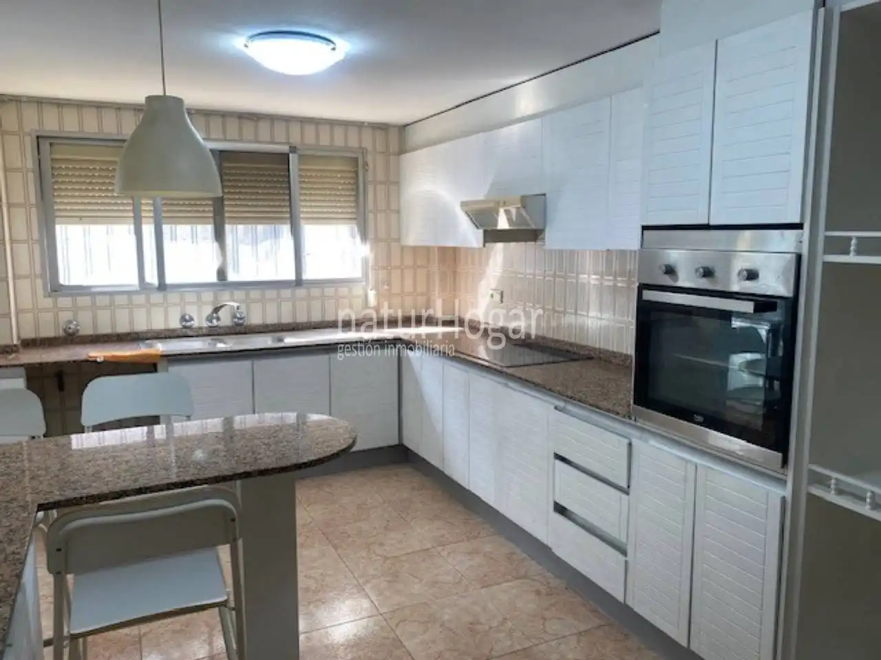 Cuina de Pis de lloguer en Valencia amb Aire condicionat, Calefacció i Parquet