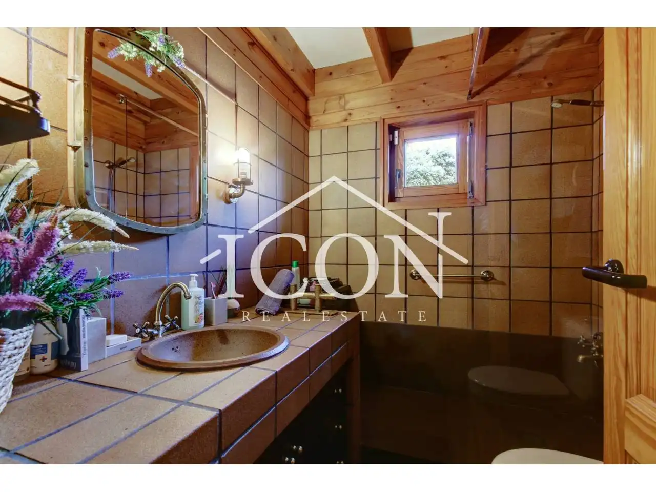 Baño de Casa o chalet en venta en Gavà con Aire acondicionado, Jardín privado y Parquet