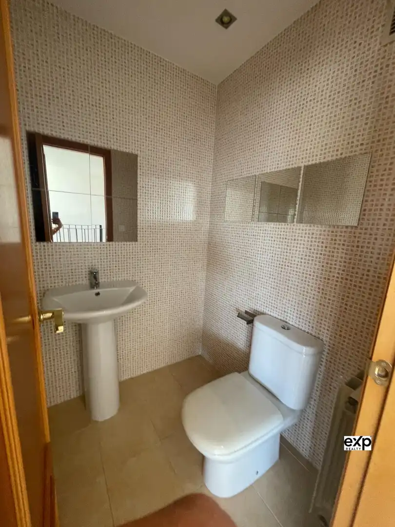 Badezimmer von Dachboden zum Verkauf in Xirivella mit Klimaanlage, Heizung und Abstellraum