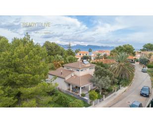 Vista exterior de Casa o xalet en venda en Alcúdia amb Aire condicionat, Jardí privat i Terrassa