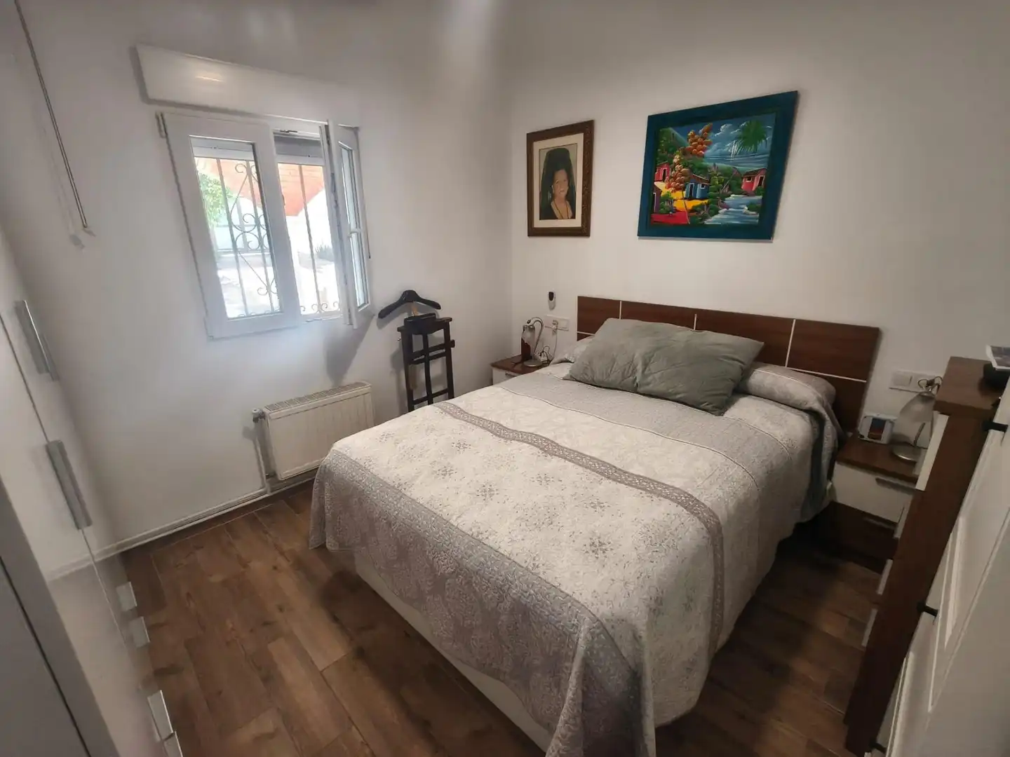 Dormitori de Casa o xalet en venda en Chiclana de la Frontera amb Aire condicionat, Jardí privat i Traster