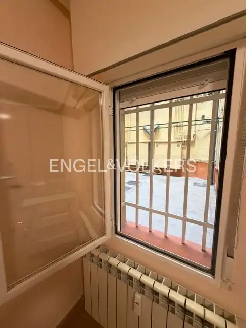 Balcony of Flat for rent in Madrid  with Heating, Parquet flooring and Furnished