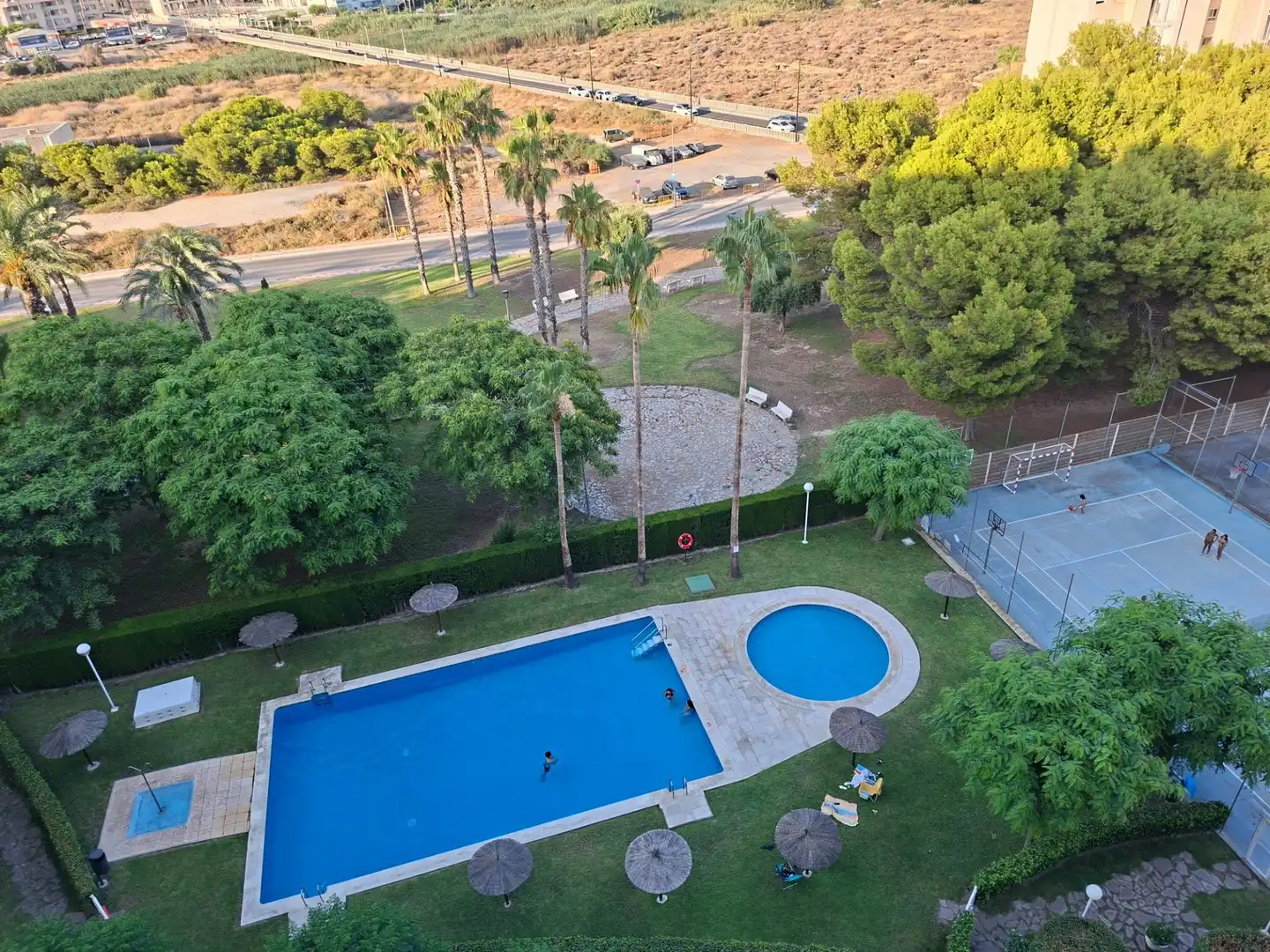 Schwimmbecken von Wohnungen zur Miete in El Campello mit Klimaanlage, Heizung und Möbliert