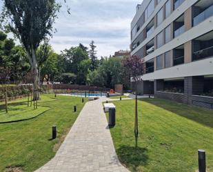 Piscina de Pis de lloguer en  Madrid Capital amb Aire condicionat, Calefacció i Parquet