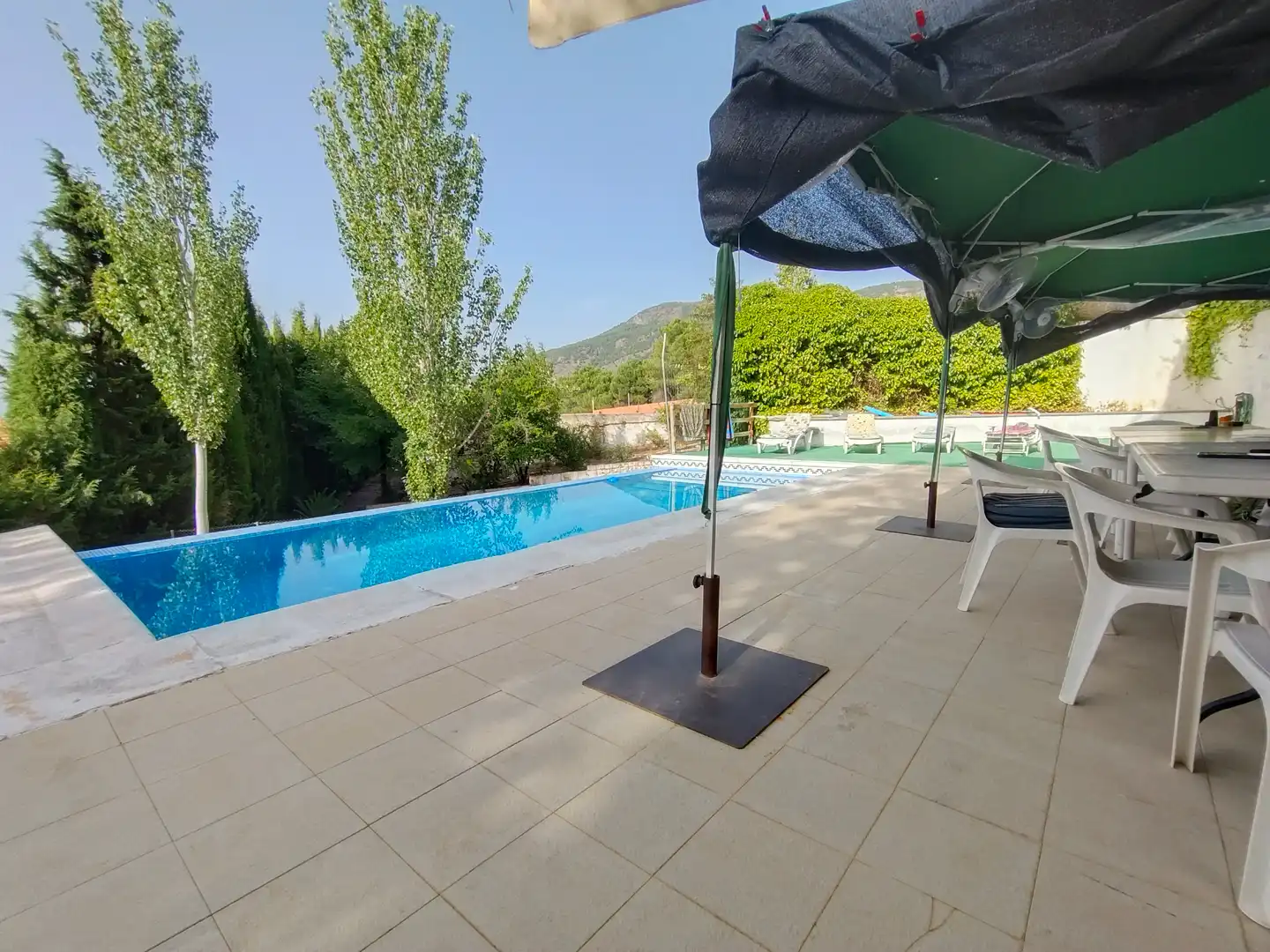 Piscina de Casa o xalet en venda en La Zubia amb Aire condicionat, Calefacció i Jardí privat