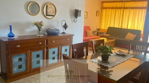 Foto 4 de Pis de lloguer a Playamar - Benyamina, Málaga