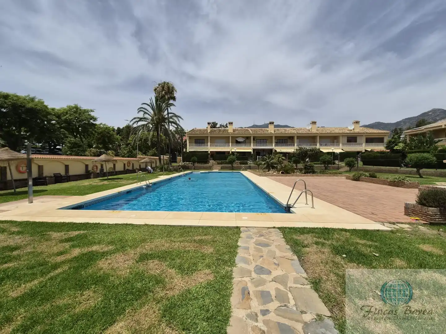 Casa o xalet en venda a del Golf Este, Nueva Torrequebrada