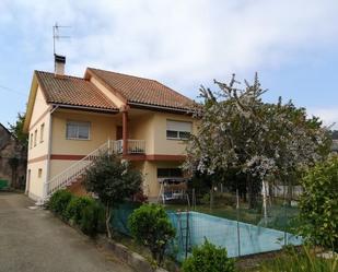 Exterior view of House or chalet for sale in Crecente  with Swimming Pool