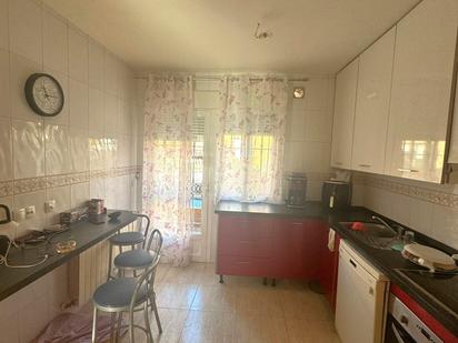 Kitchen of Single-family semi-detached for sale in Alovera  with Heating, Private garden and Community pool