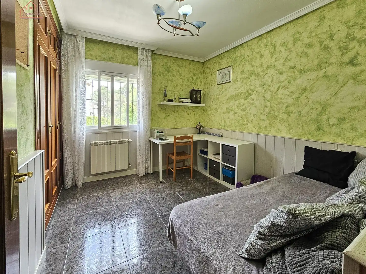 Dormitori de Casa o xalet en venda en Chinchón amb Aire condicionat, Calefacció i Jardí privat