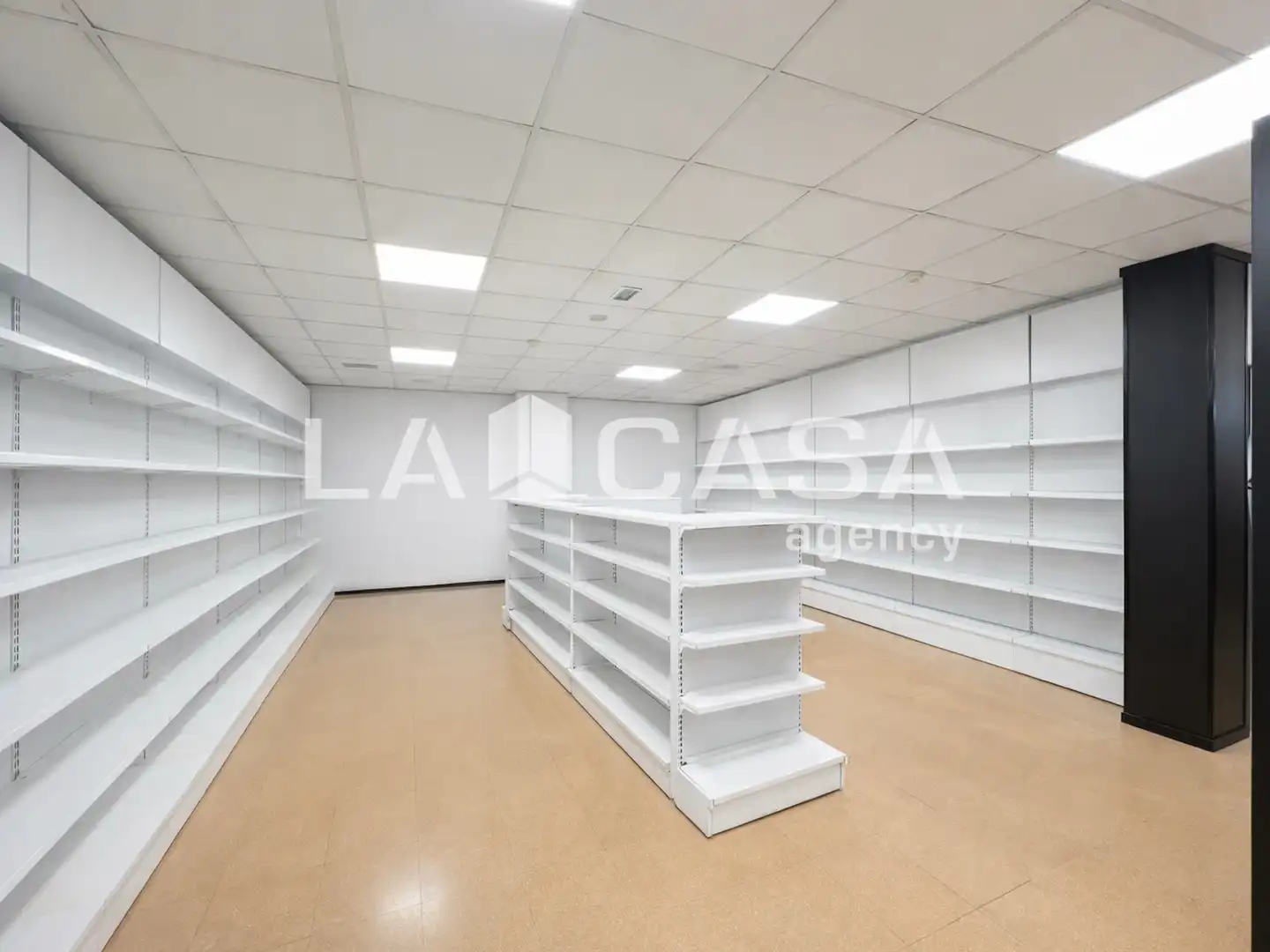 Local comercial en venta en Sant Andreu, imagen 2
