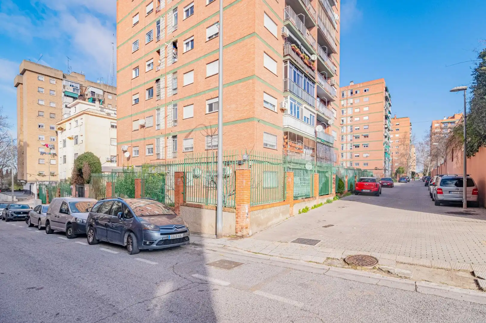 Vista exterior de Pis en venda en Granada