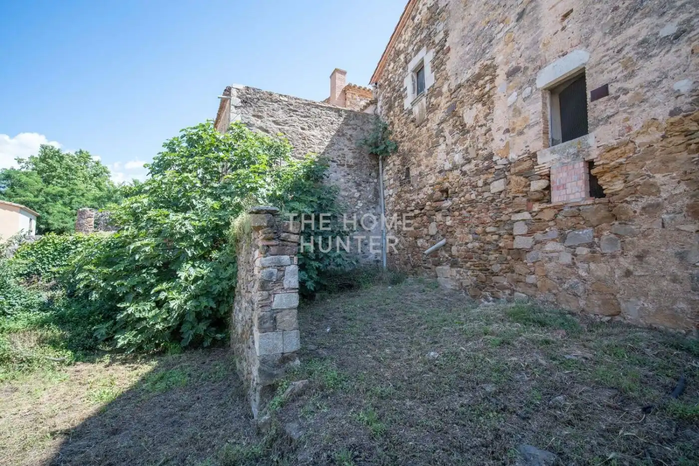 Houses for sale in Juià
