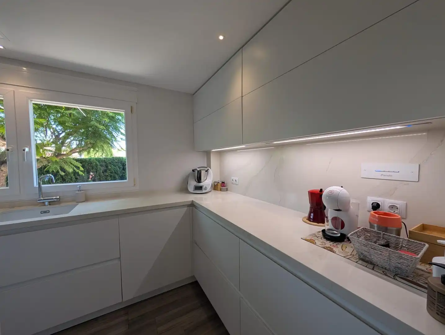 Kitchen of Houses for sale in Mutxamel