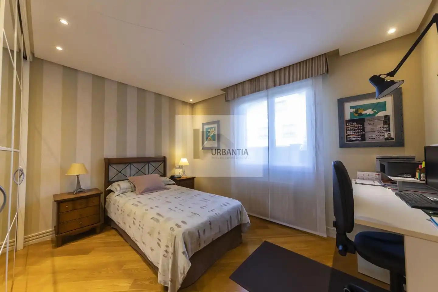 Habitación de Casa o chalet en venta en Cizur con Calefacción, Jardín privado y Parquet