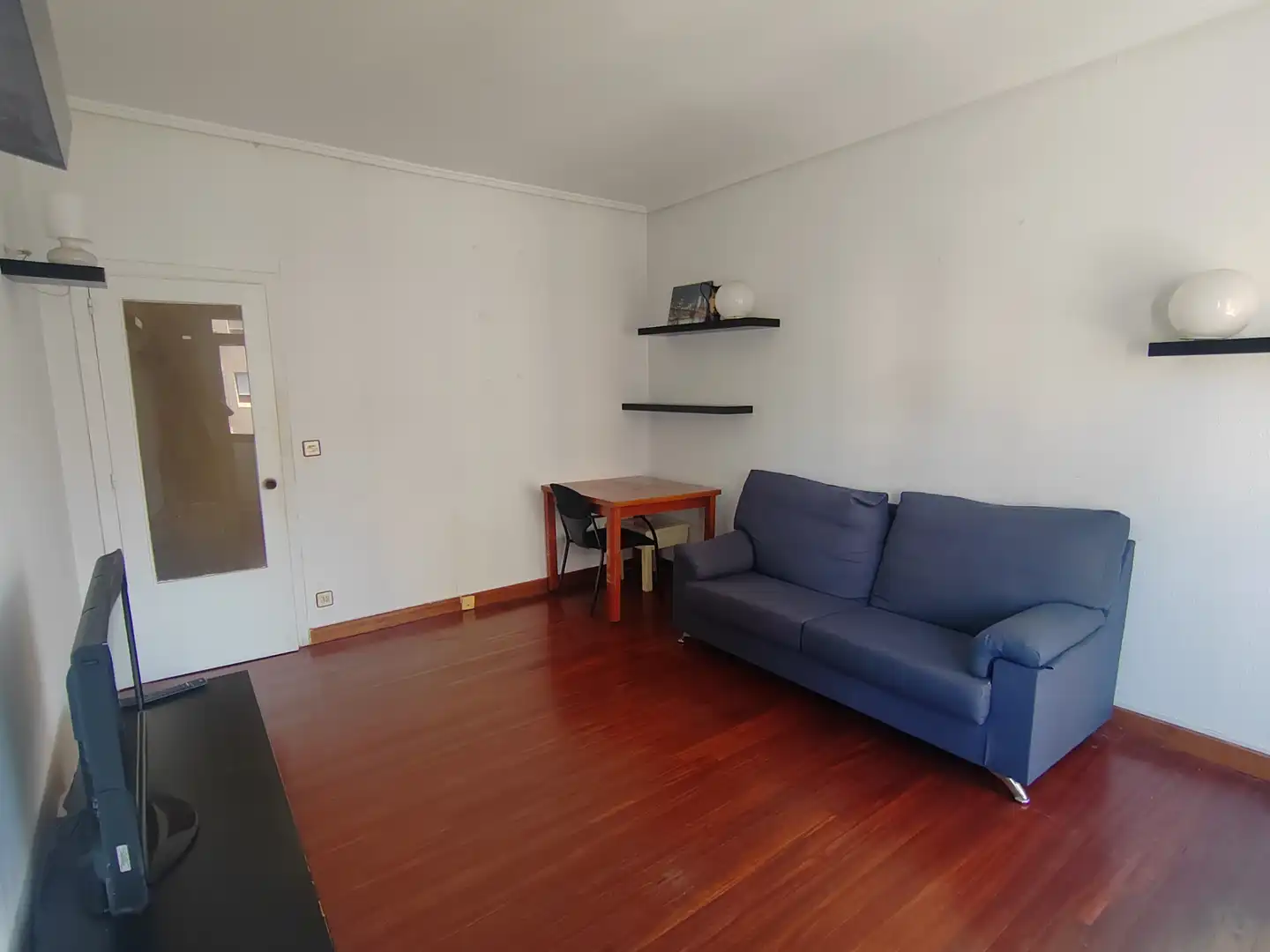 Living room of Apartments for sale in Bilbao   with Heating, Storage room and Furnished
