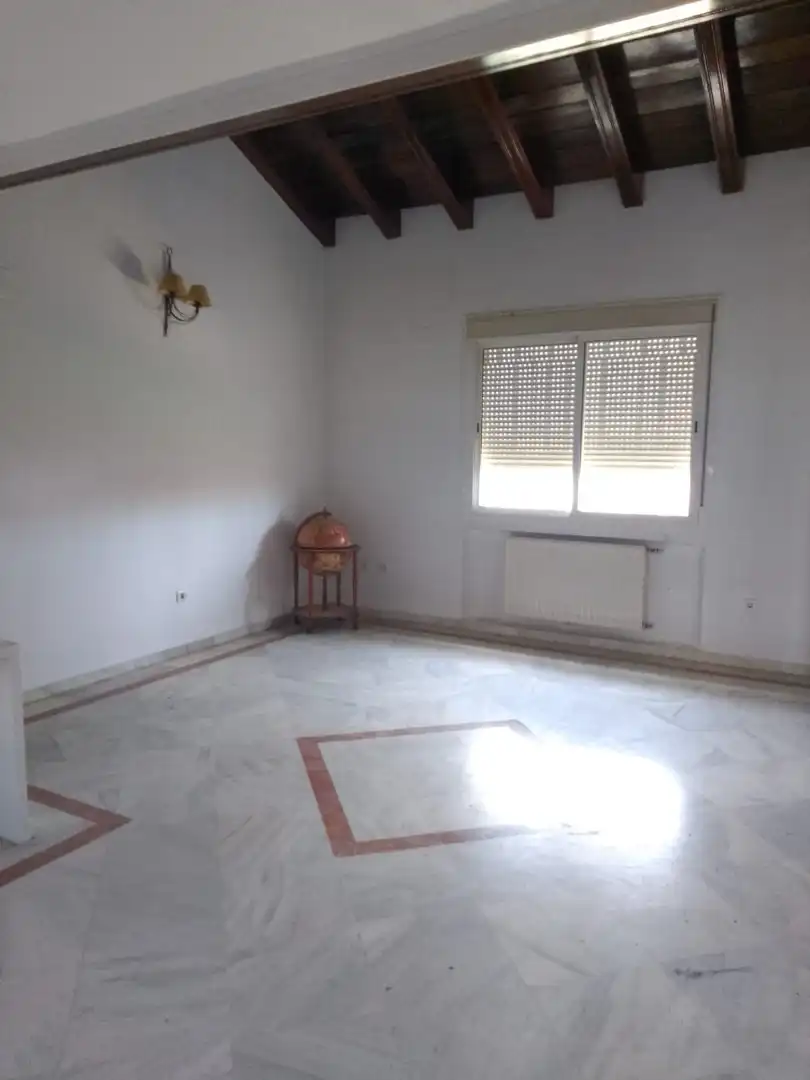 Casa o chalet en venta en Dos Hermanas con Jardín privado, Terraza y Balcón