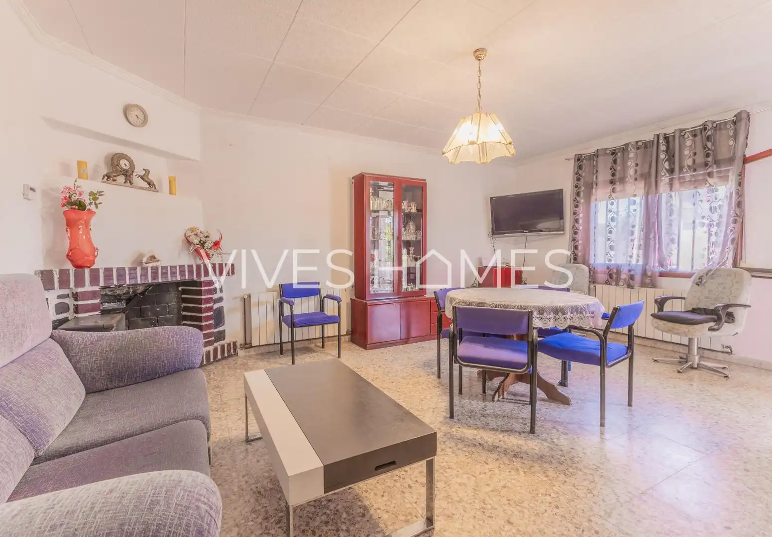 Sala d'estar de Casa o xalet en venda en Sant Iscle de Vallalta amb Calefacció, Jardí privat i Terrassa