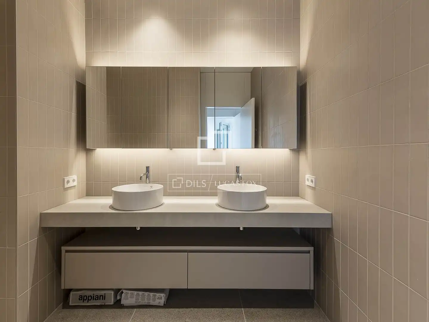 Baño de Ático en venta en Barcelona con Aire acondicionado, Calefacción y Terraza