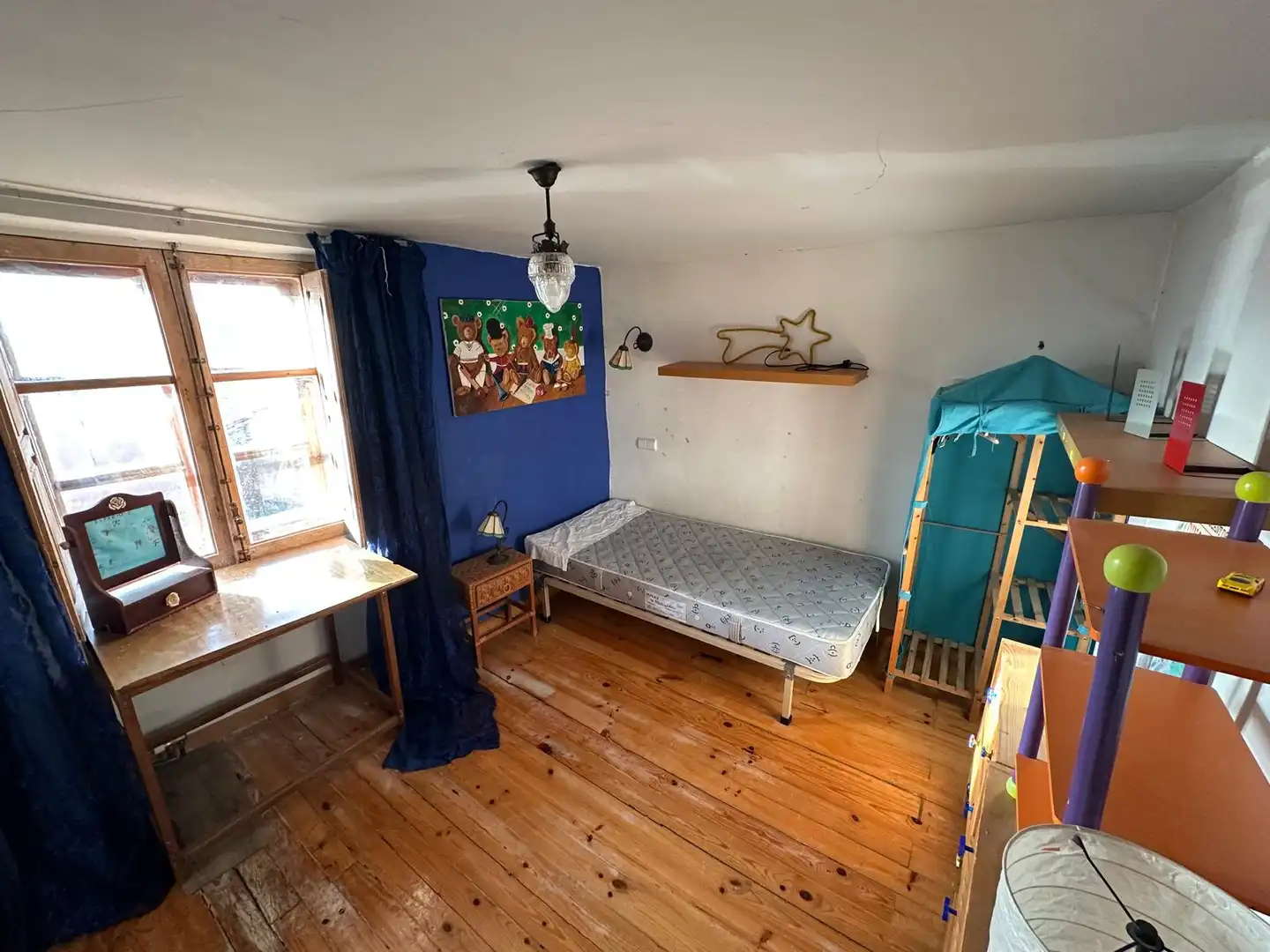 Habitación de Casa o chalet en venta en Revillarruz con Calefacción, Terraza y Trastero