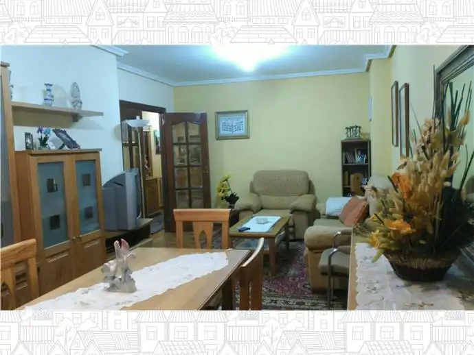 Sala d'estar de Pis de lloguer en Ourense Capital  amb Calefacció, Moblat i Forn