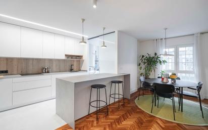 Cuina de Dúplex en venda en A Coruña Capital  amb Aire condicionat i Calefacció