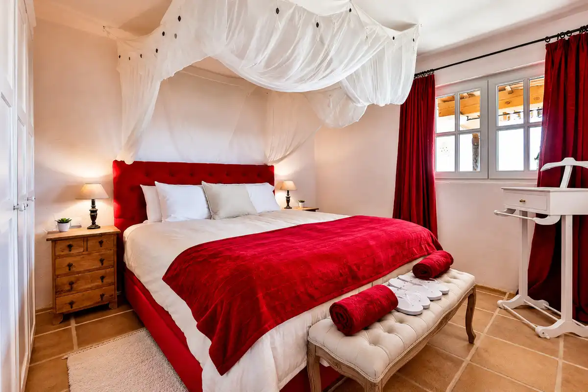 Bedroom of Houses for rent in Santa Eulària des Riu  with Air Conditioner, Heating and Private garden