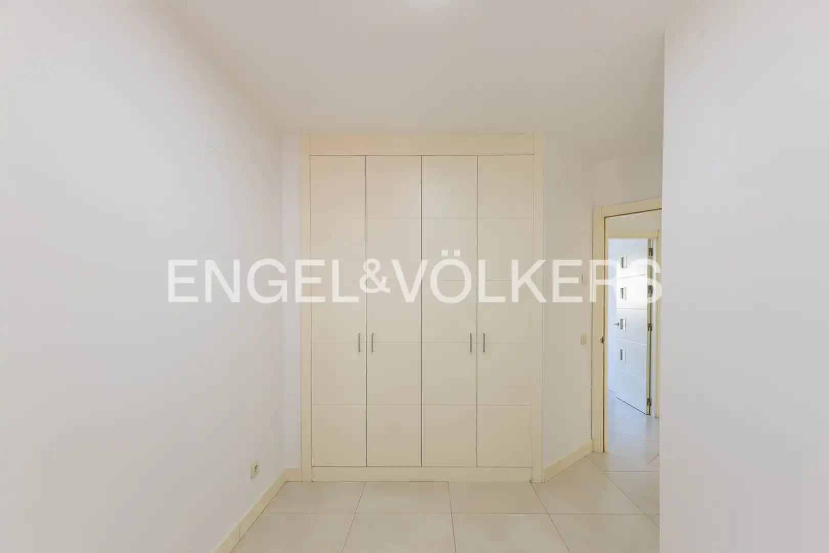 Piso en venta en Madrid con Aire acondicionado, Calefacción y Piscina