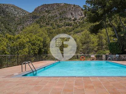 Piscina de Casa adosada en venda en Sitges amb Aire condicionat, Calefacció i Terrassa