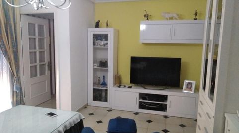 Foto 2 de Piso de alquiler en Cruz Roja, Sevilla Capital