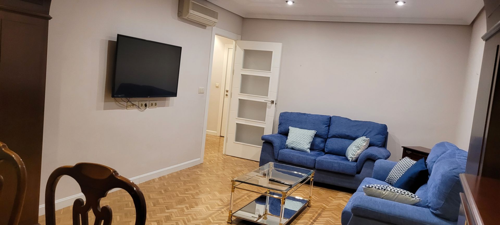 Sala d'estar de Pis de lloguer en Cuenca Capital amb Aire condicionat, Calefacció i Parquet