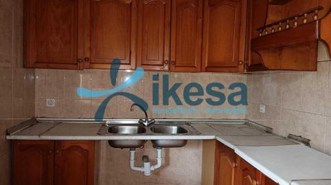 Foto 2 de Piso en venta en Torreperogil, Jaén