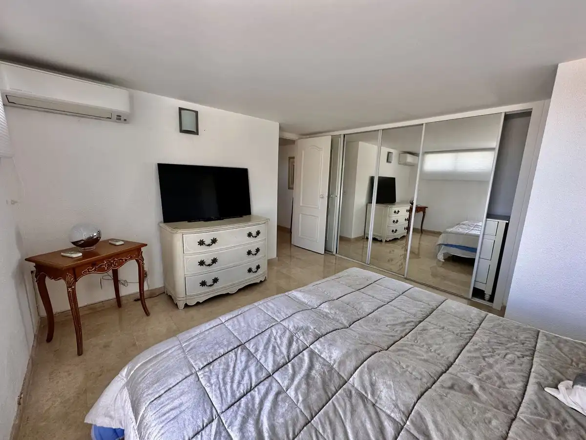Apartament amb terrassa en venda a Milla de Oro, imagen 18