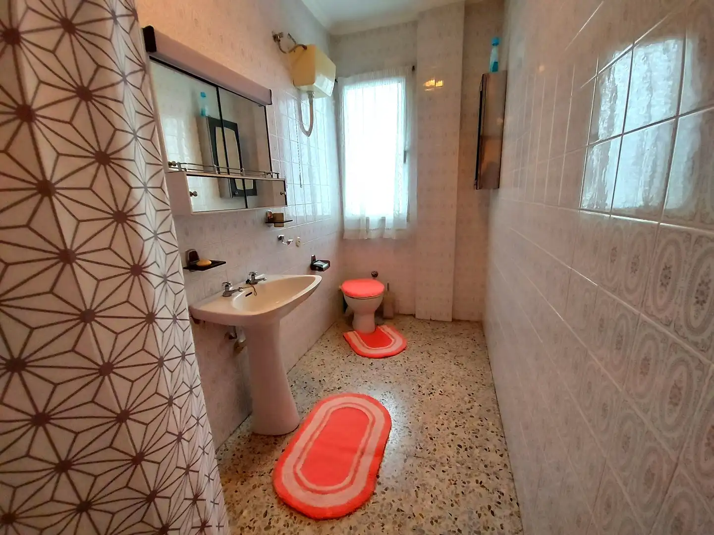 Bathroom of Flat for sale in  Logroño  with Heating and Balcony