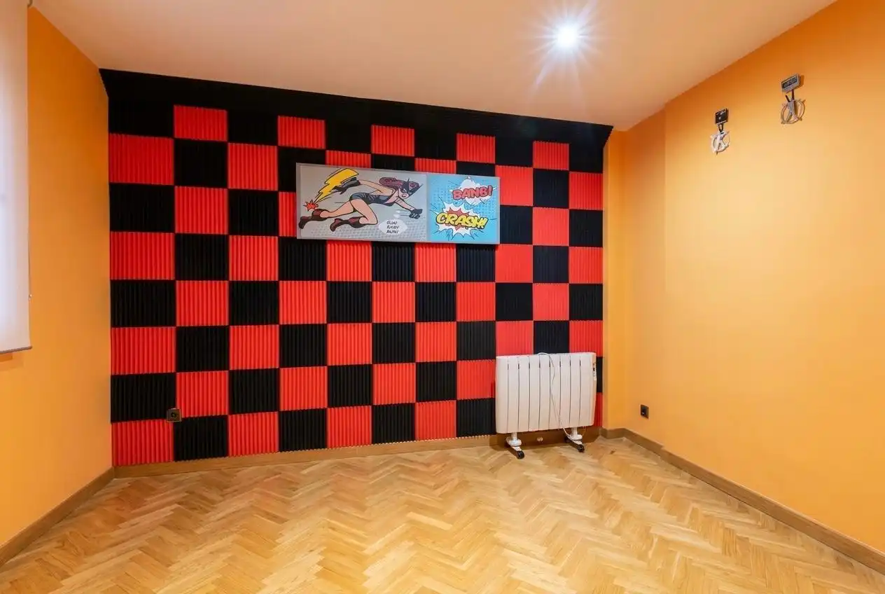 Maisonette zum Verkauf in Madrid mit Klimaanlage, Heizung und Terrasse
