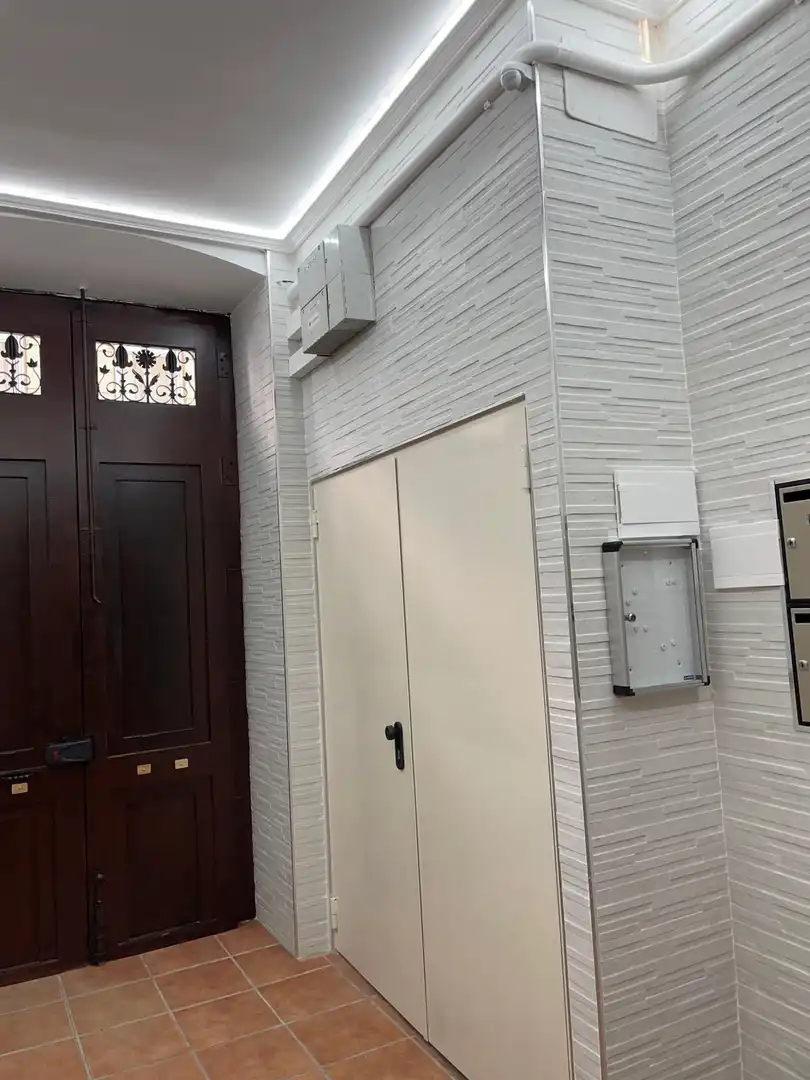 Flat for sale in Zaragoza  with Air Conditioner, Heating and Furnished