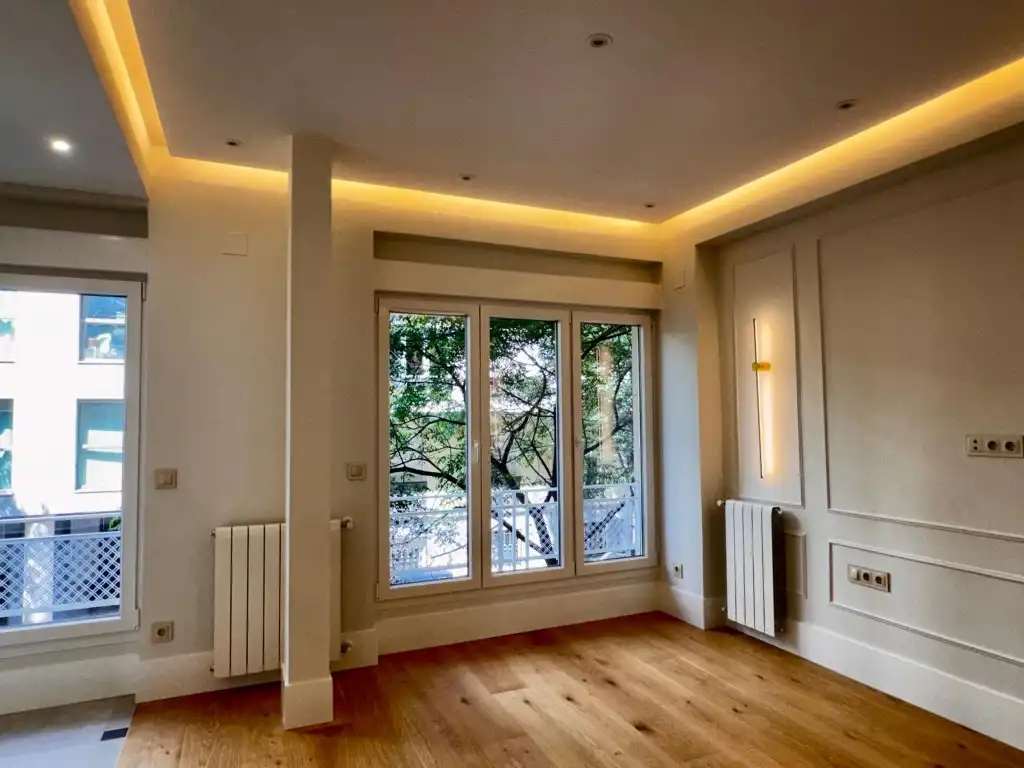 Sala de estar de Apartamento en venta en Madrid