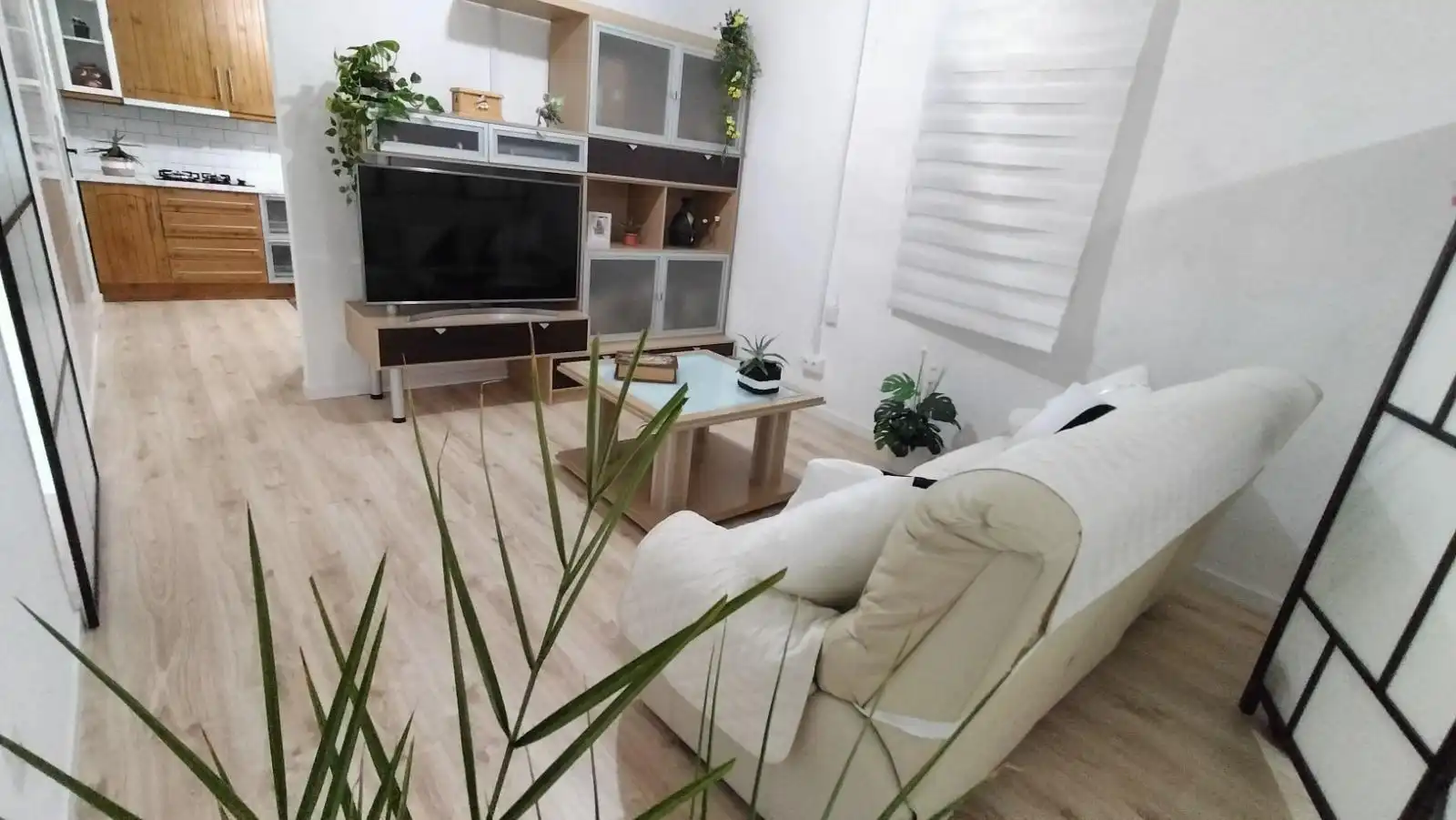 Sala d'estar de Casa adosada en venda en La Zubia amb Balcó