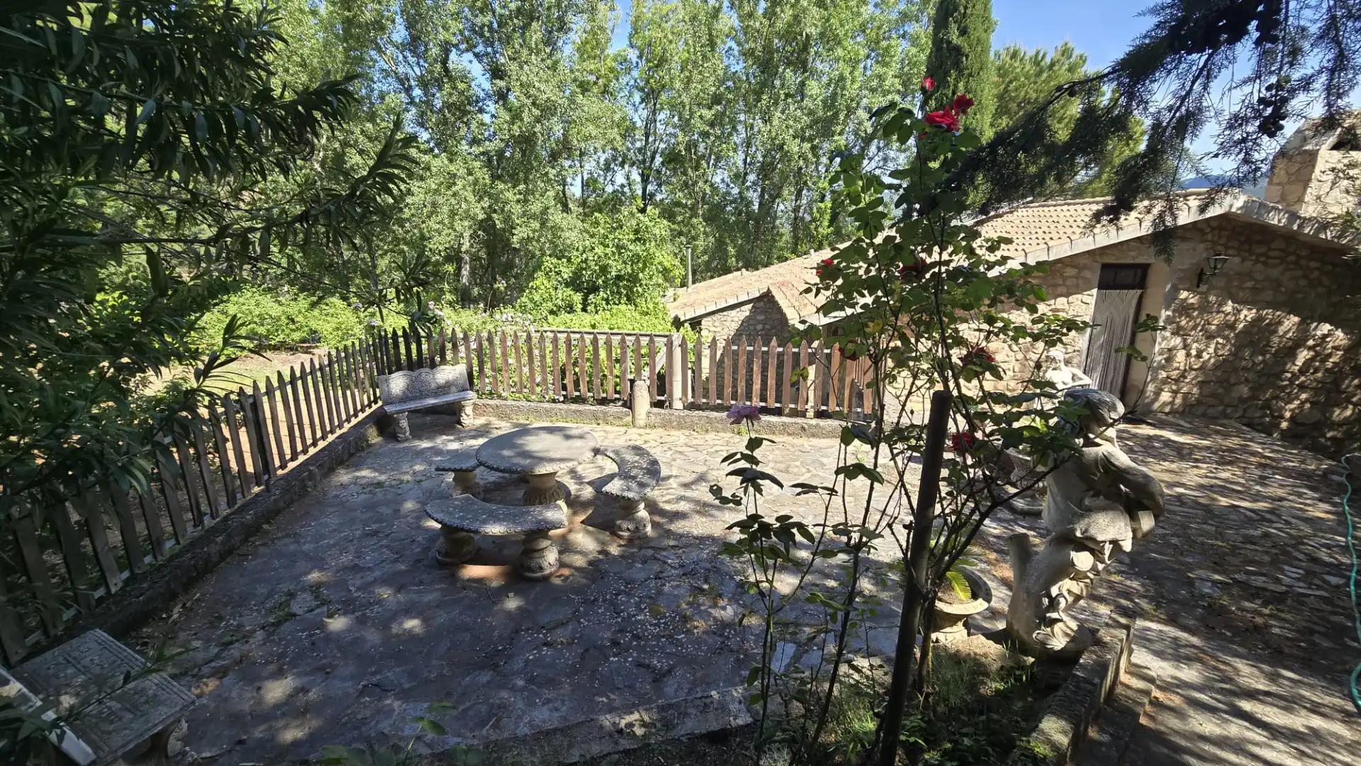 Jardín de Finca rústica en venta en Villanueva del Arzobispo con Calefacción, Trastero y Piscina
