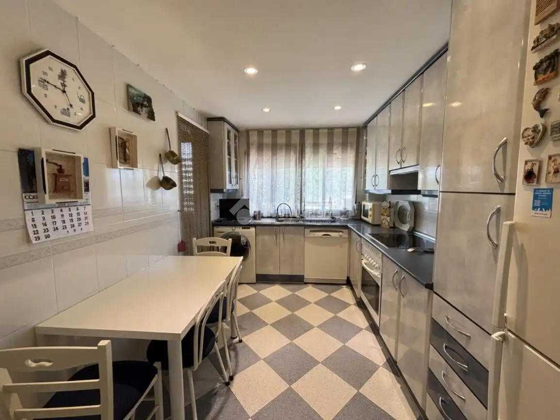 Piso con ascensor en venta en Base Aérea, imagen 8