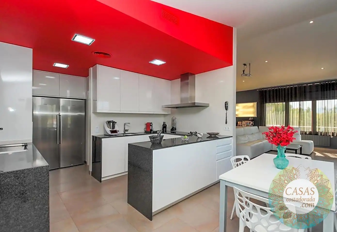 Cocina de Casa o chalet en venta en Tortosa con Aire acondicionado, Calefacción y Jardín privado