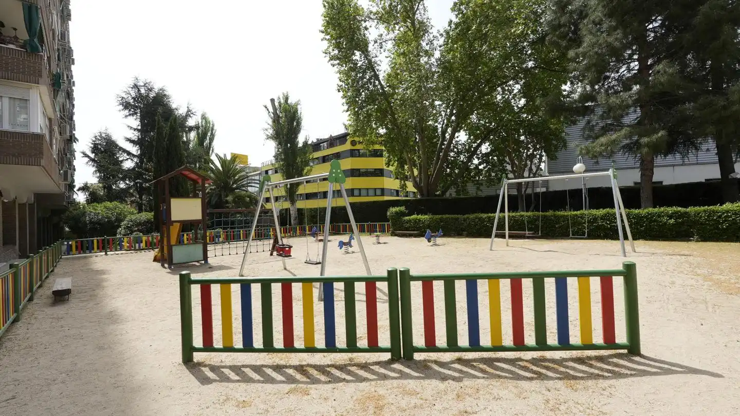 Vista exterior de Pis en venda en Madrid amb Aire condicionat, Calefacció i Terrassa