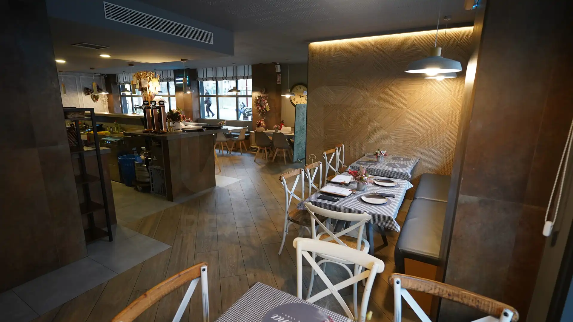Locale commerciale in affitto a Huerta del Rey, imagen 28