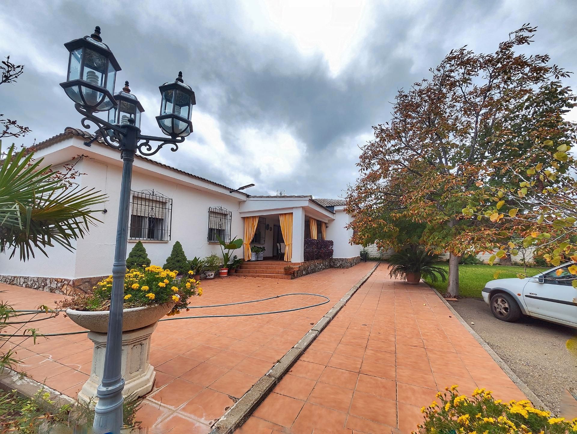 Jardí de Casa o xalet en venda en Puertollano amb Aire condicionat, Calefacció i Jardí privat
