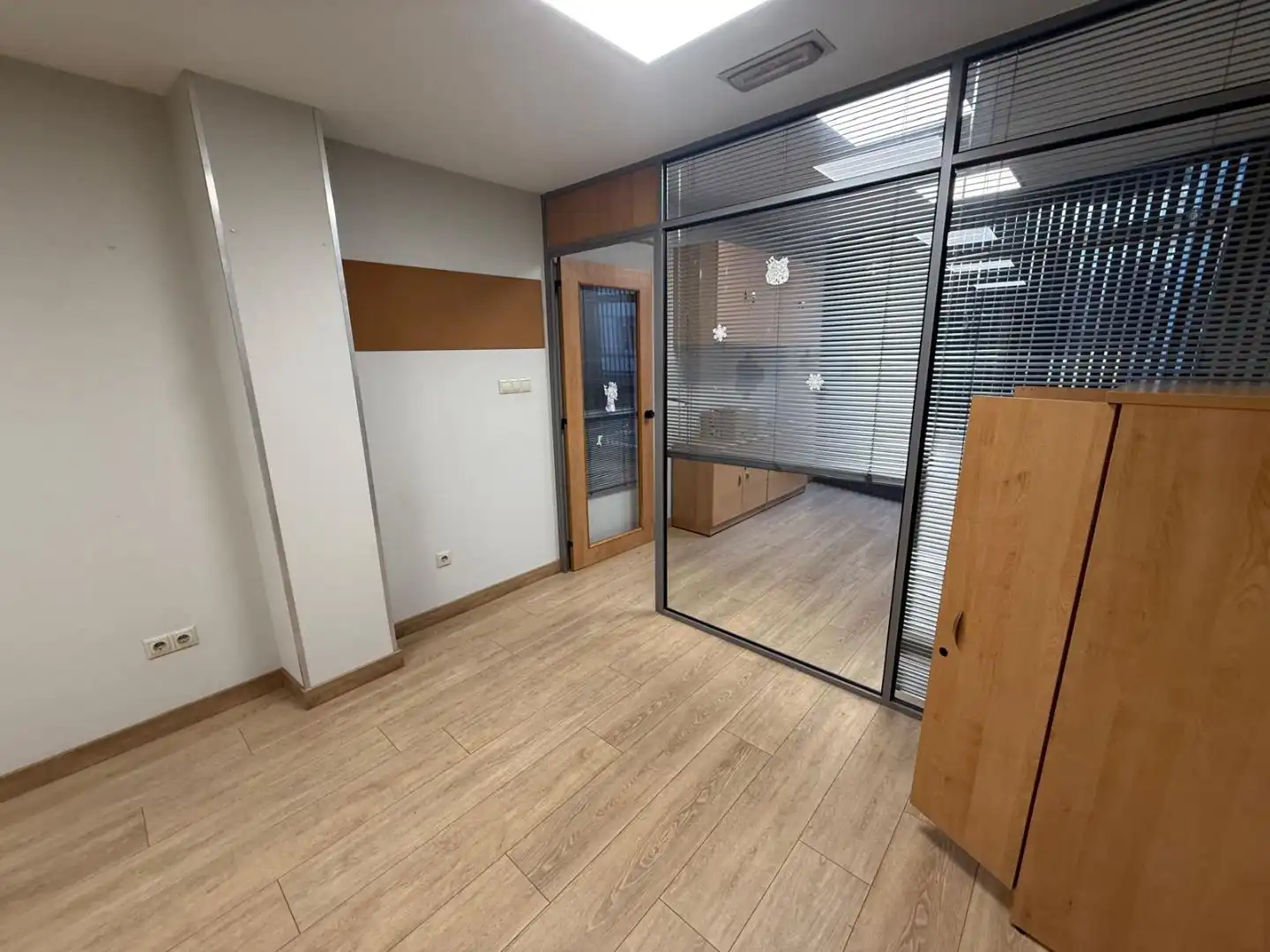 Office for rent in A Coruña Capital   with Air Conditioner and Internet