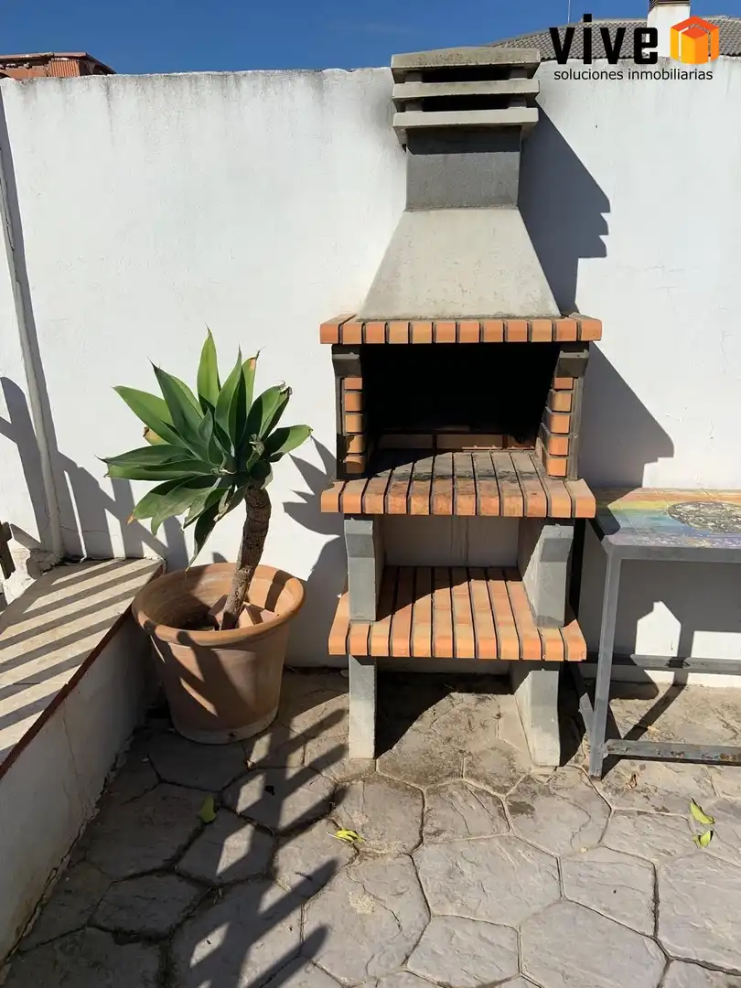 Detached homes for sale in Mairena del Aljarafe  with Air Conditioner, Heating and Private garden