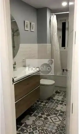 Bathroom of Flat for rent in Sevilla  with Air Conditioner, Terrace and Furnished
