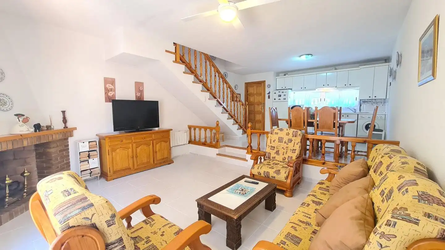 Living room of Houses for sale in La Adrada   with Private garden, Storage room and Balcony