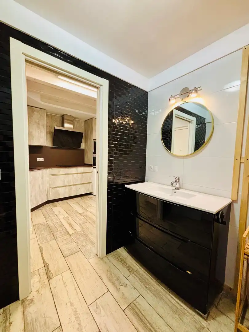 Bathroom of Flat for sale in  Pamplona / Iruña  with Heating, Furnished and Balcony
